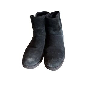 UGG Boots Black Classic Mini Suede Shearling Lined 1012497 Mens 11.5